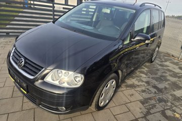 Touran/Benzynka/7miejsc/Oplacony